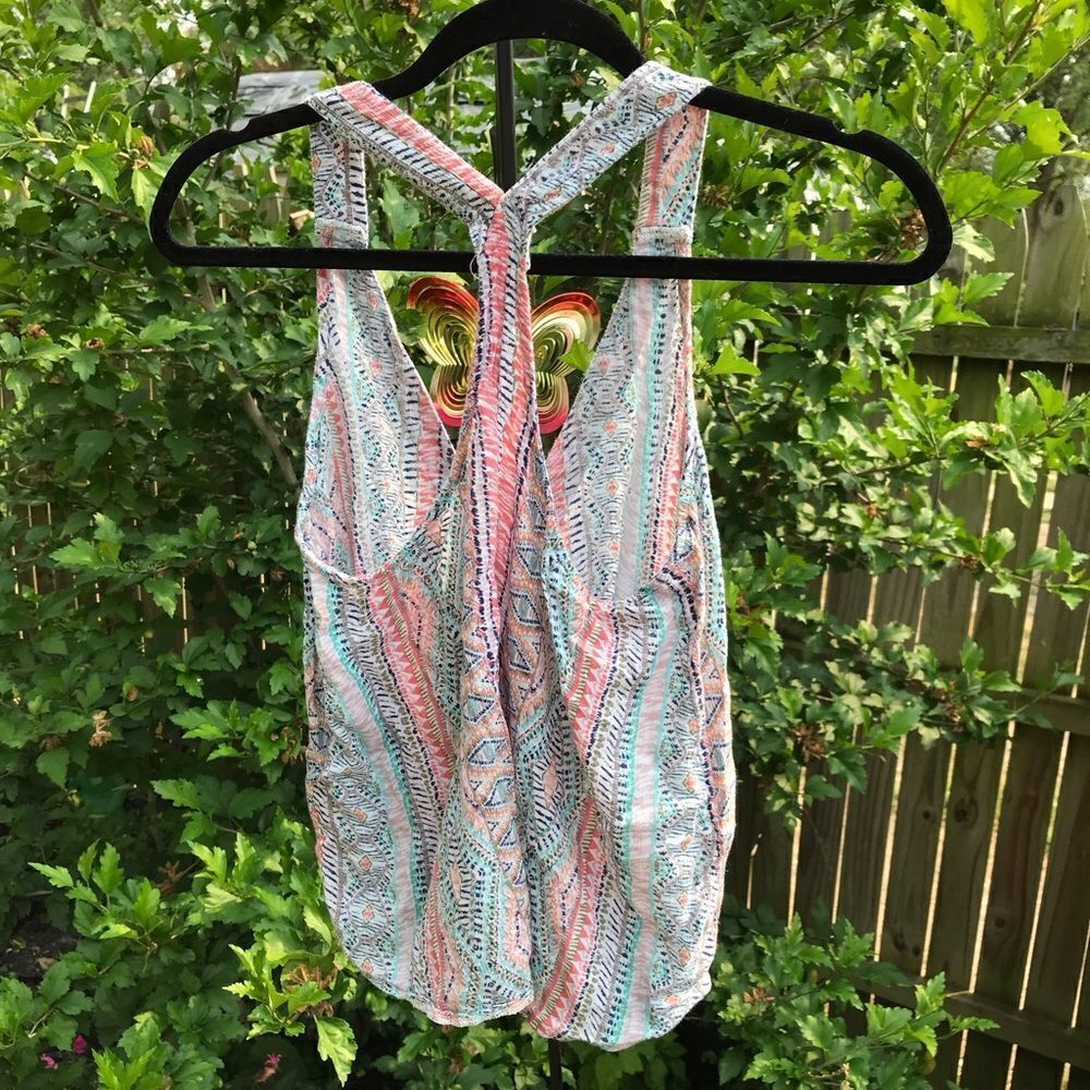 Hollister Tanktop - Picture 6 of 13